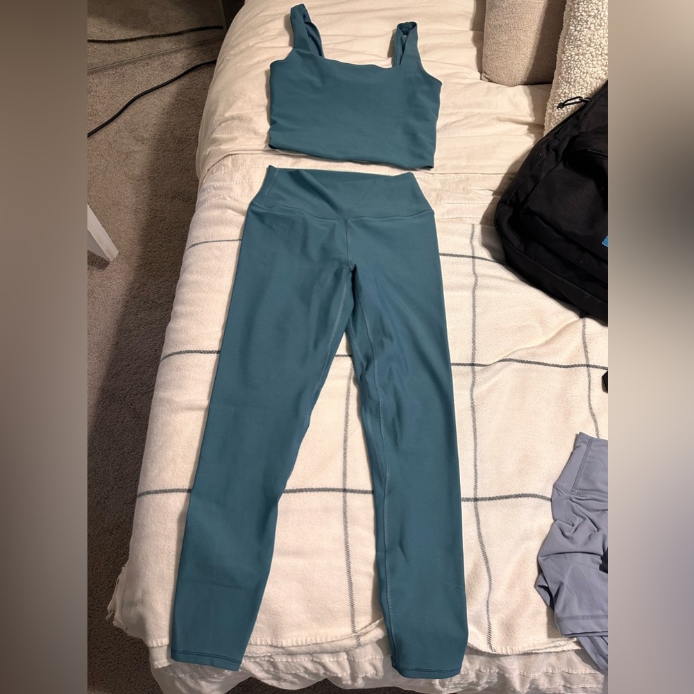 Abercrombie ypb workout set